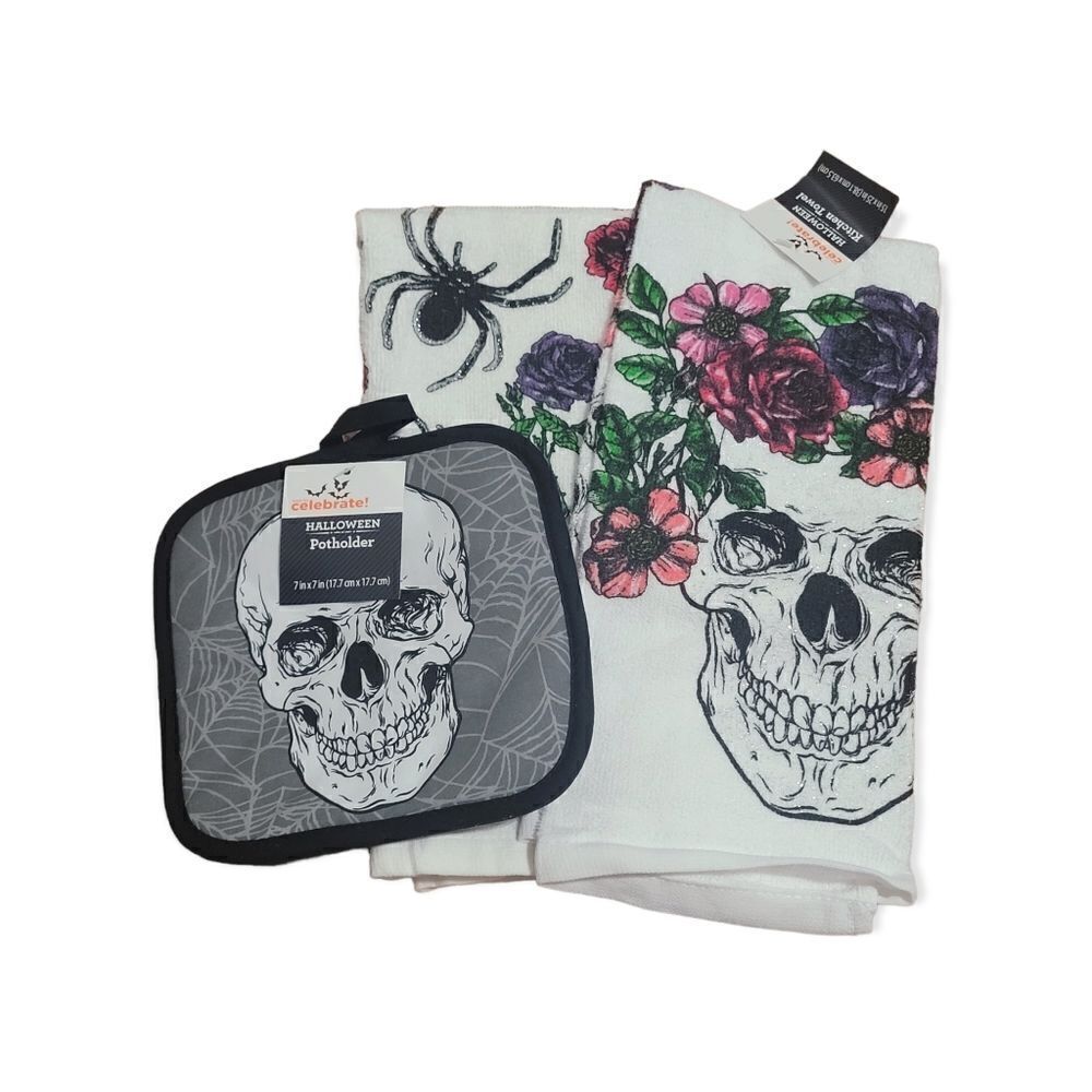 Skull kitchen towel set with pot holderb